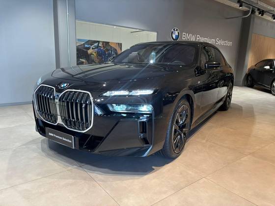 BMW i7 ELÉTRICO XDRIVE60 M SPORT BMW i7 ELÉTRICO XDRIVE60 M SPORT